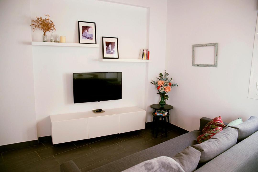 Tourist House Atico San Luis Apartment Seville Exterior photo